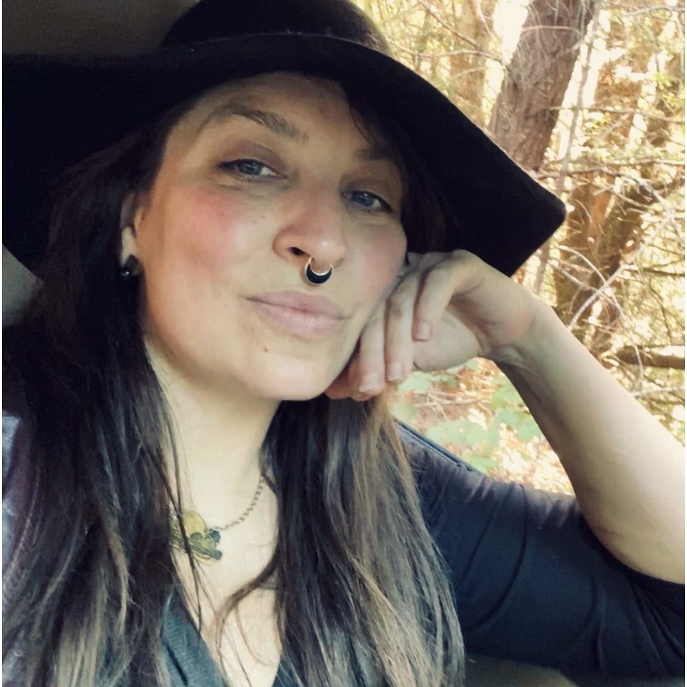 Meet your Posher, Celeste